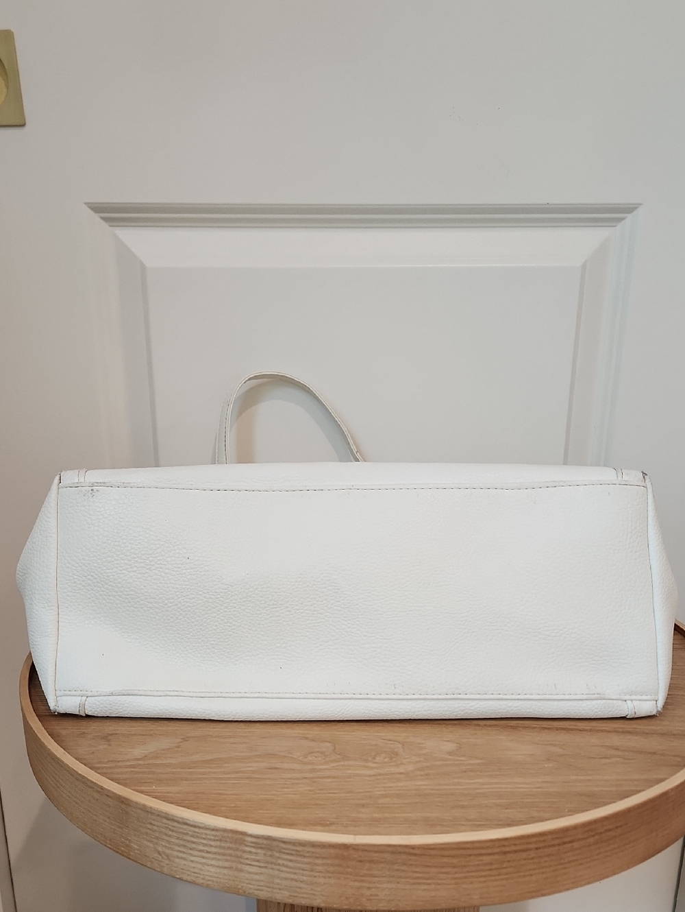 London Fog White Pebbled Leather Tote with Gold Accents - Picture 11 of 11